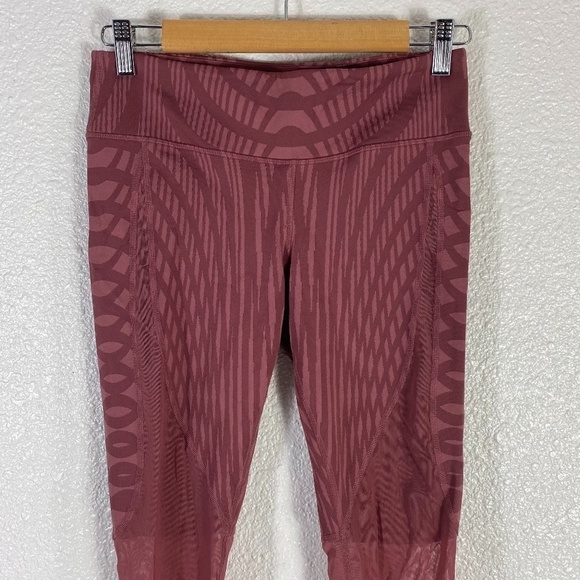 Alo Motion Mesh Tight Legging SZ M - Picture 2 of 7